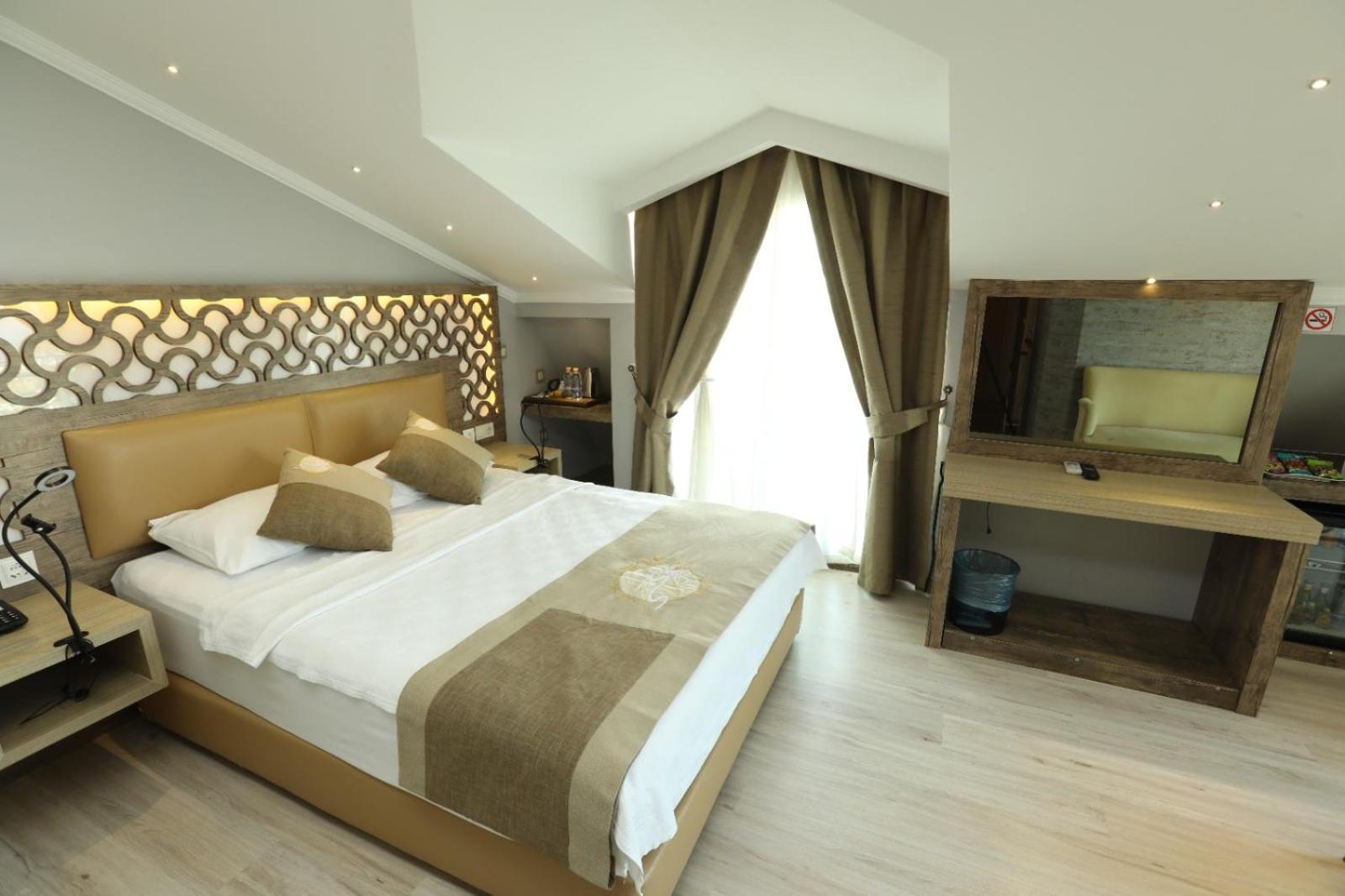 Unluselek Hotel Anamur Exteriör bild