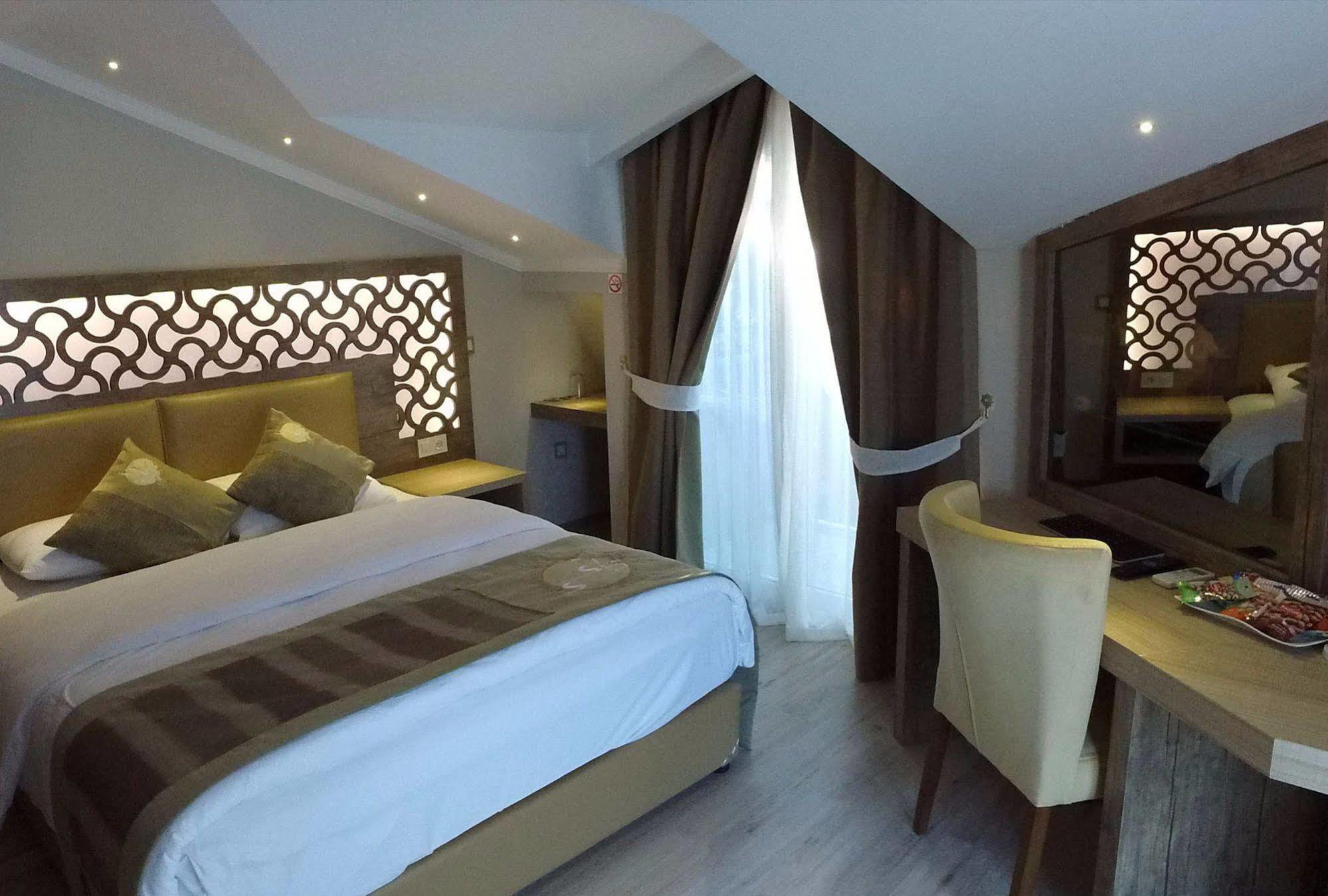 Unluselek Hotel Anamur Exteriör bild